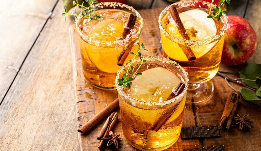 Read more about the article <strong>How to Create Cozy Winter Cocktails</strong>