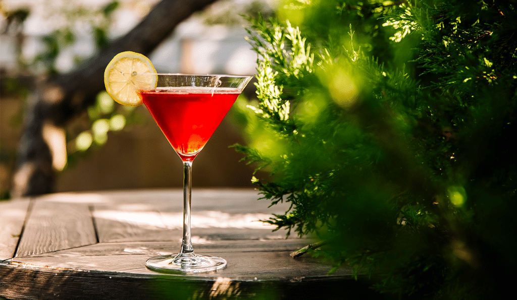 cosmopolitan cocktail